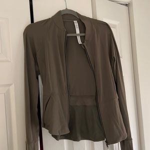 Align lululemon zip up. Size 8